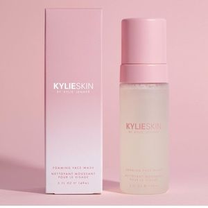 Kylie Skin - Foaming Face Wash